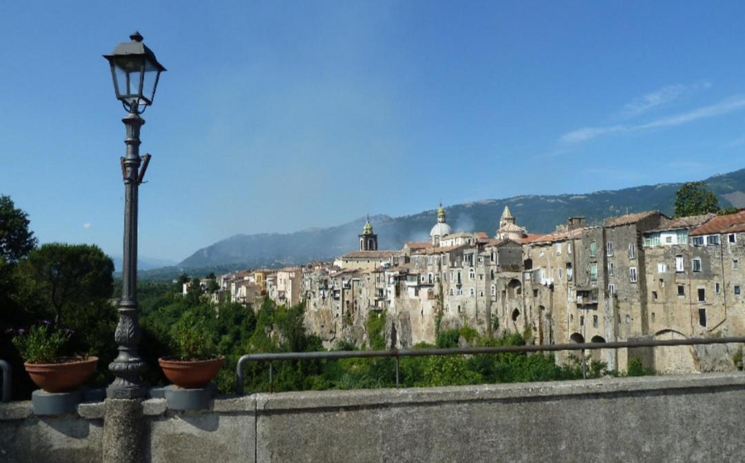 Ferienwohnung La Casa Nel Borgo SantʼAgata deʼ Goti Exterior foto